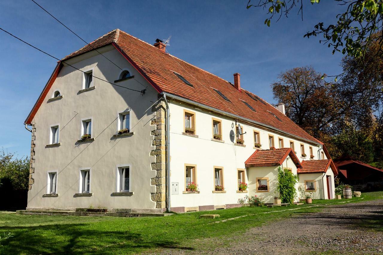 Winnica Agat Świerzawa Exteriér fotografie